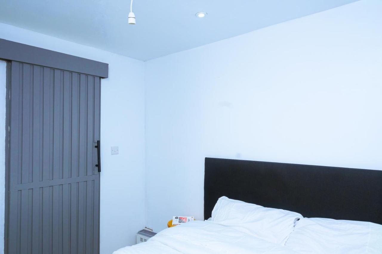 Double Room Oasis Stepps Exterior photo