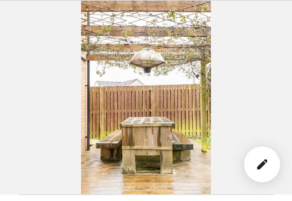 Double Room Oasis Stepps Exterior photo