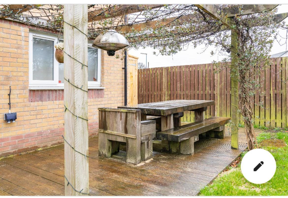 Double Room Oasis Stepps Exterior photo